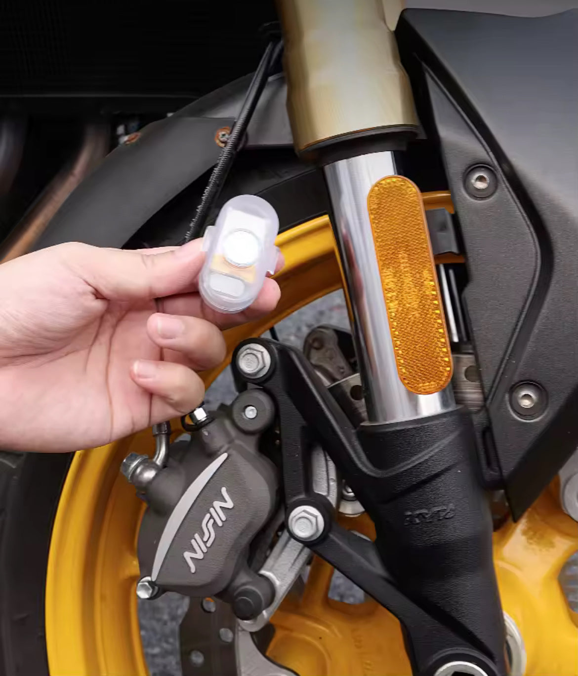 2 Stroboscope LED AROVER Wireless, cu Magnet, Acumulator și Telecomandă – Pentru Auto, Moto și Biciclete