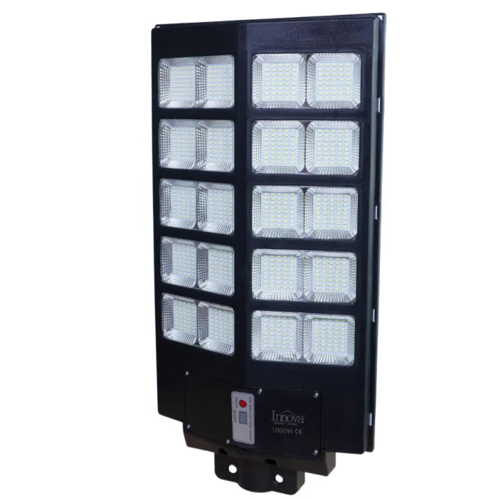 Lampă Stradală Solară LED Vision Innova – 1000W, 80.000 lm, IP66, Senzor Mișcare